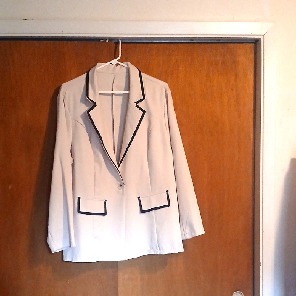 SHEIN White Blazer with Black Accents